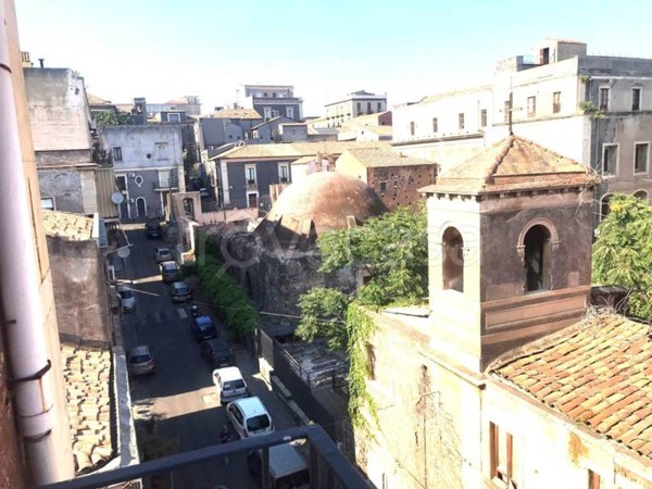 appartamento in vendita a Catania in zona Centro Storico