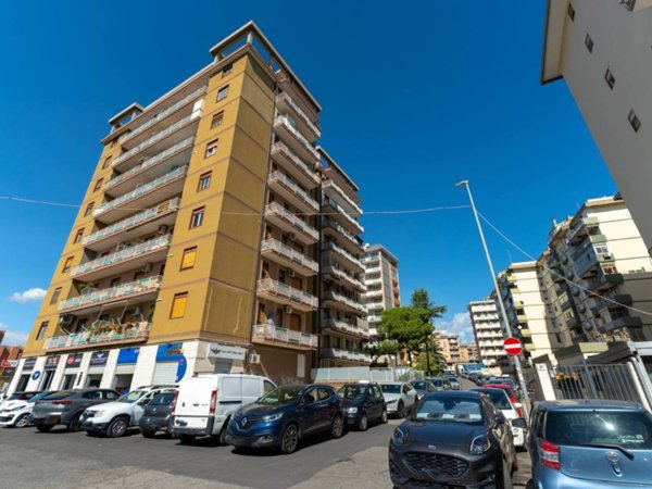 appartamento in vendita a Catania in zona Centro Storico