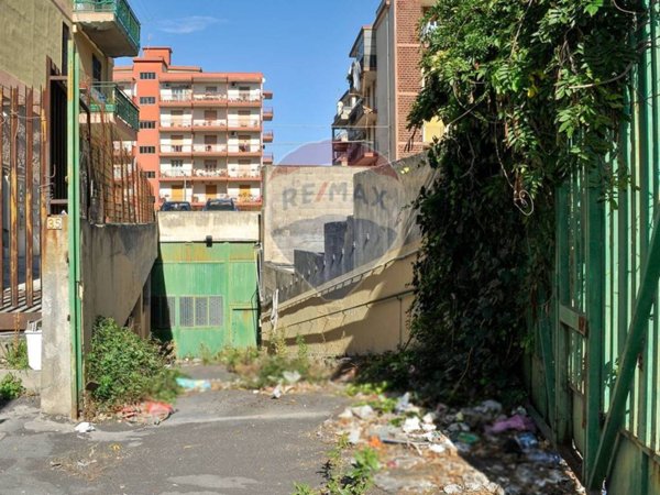 negozio in vendita a Catania