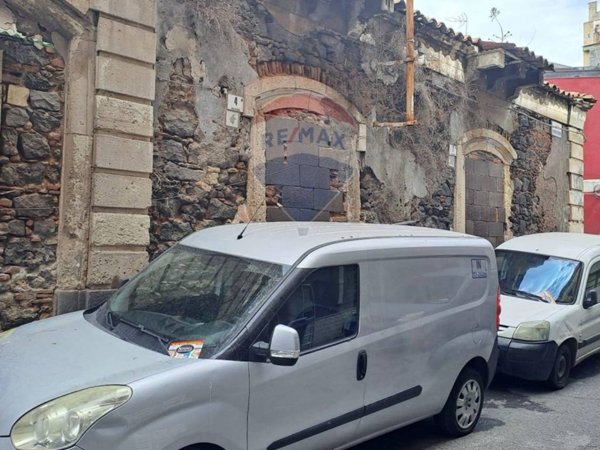 appartamento in vendita a Catania in zona Centro Storico
