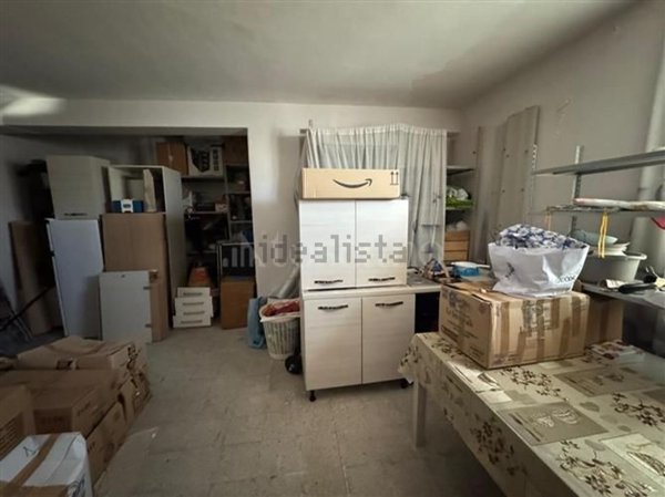 locale di sgombero in vendita a Catania in zona Cibali