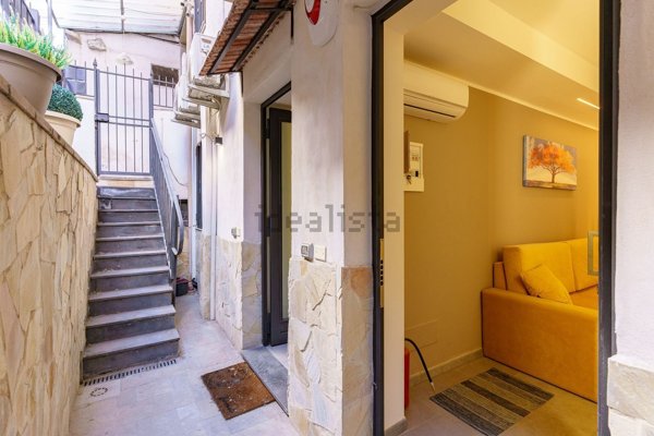 appartamento in vendita a Catania in zona Centro Storico