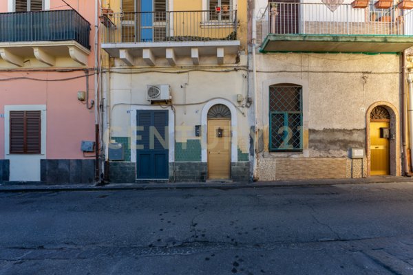 casa indipendente in vendita a Catania