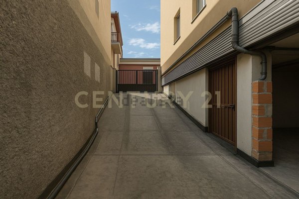 locale commerciale in vendita a Catania in zona Cibali