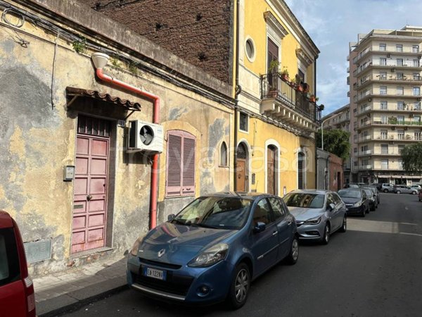 casa indipendente in vendita a Catania in zona Ognina