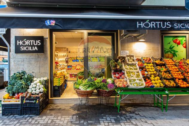 negozio in vendita a Catania