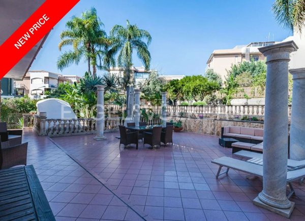 appartamento in vendita a Catania in zona Ognina