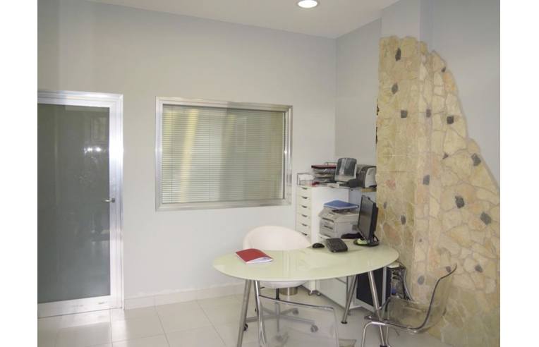 negozio in vendita a Catania in zona Centro Storico