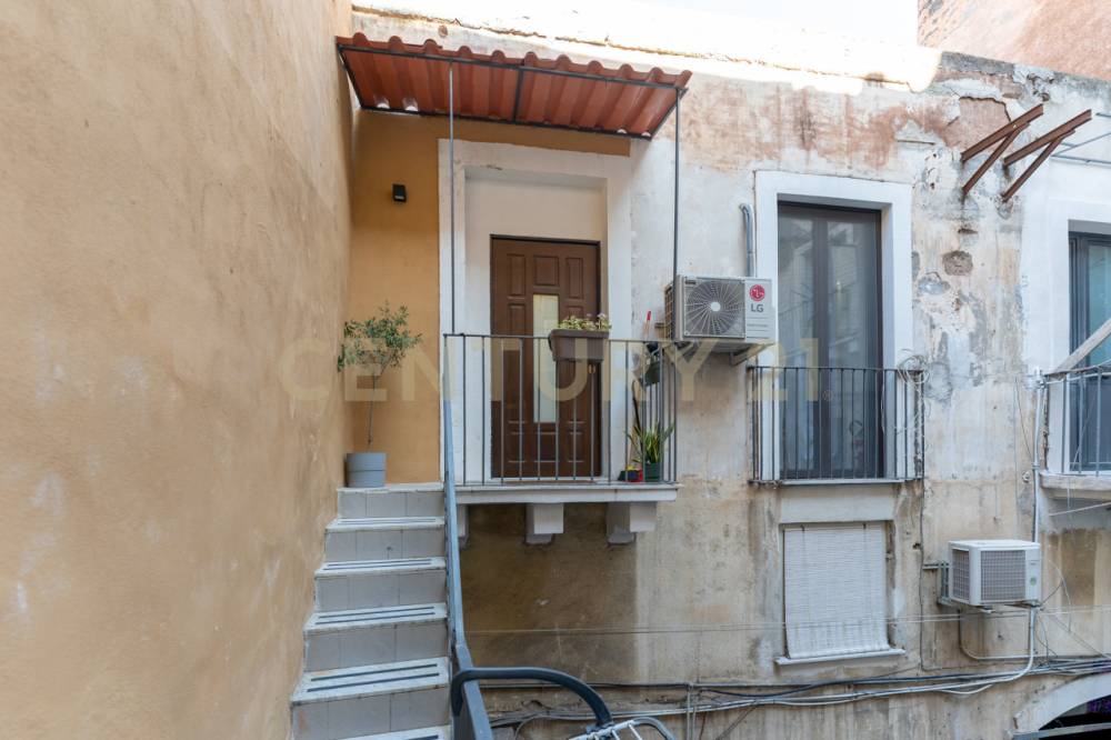appartamento in vendita a Catania in zona Centro Storico