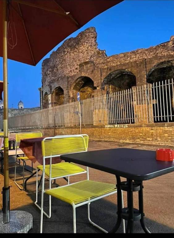 negozio in vendita a Catania in zona Centro Storico