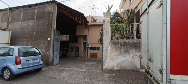 ufficio in vendita a Catania in zona Picanello