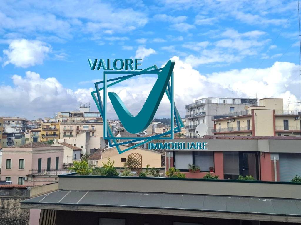 appartamento in vendita a Catania in zona Picanello