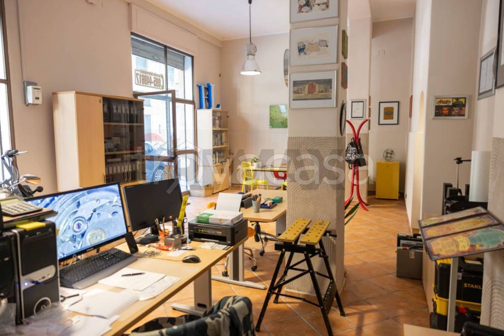 negozio in vendita a Catania