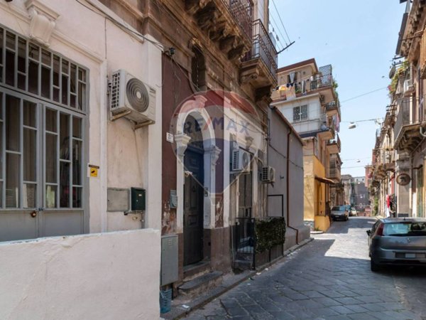 appartamento in vendita a Catania in zona Centro Storico