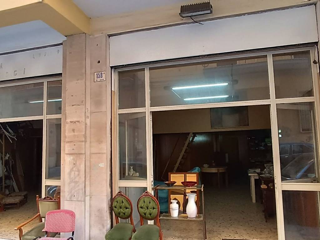 negozio in vendita a Catania in zona Picanello