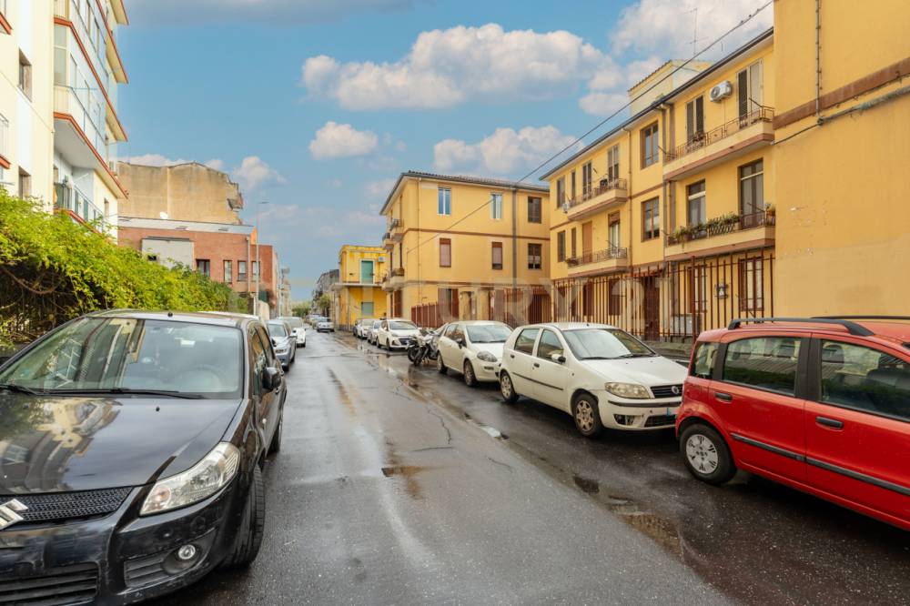 appartamento in vendita a Catania in zona Picanello
