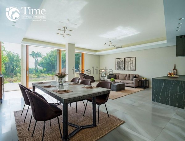 casa indipendente in vendita a Catania