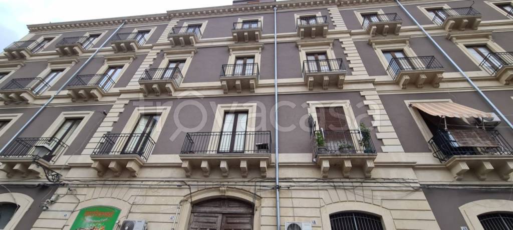 appartamento in vendita a Catania in zona Centro Storico