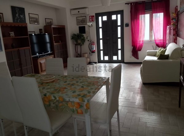 casa indipendente in vendita a Catania in zona Centro Storico