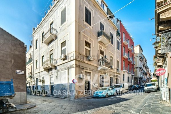 appartamento in vendita a Catania in zona Centro Storico
