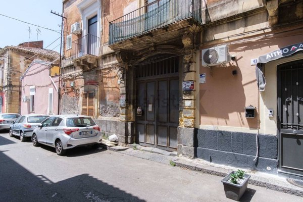 appartamento in vendita a Catania in zona Centro Storico