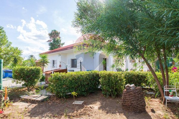 casa indipendente in vendita a Catania in zona Fontanarossa