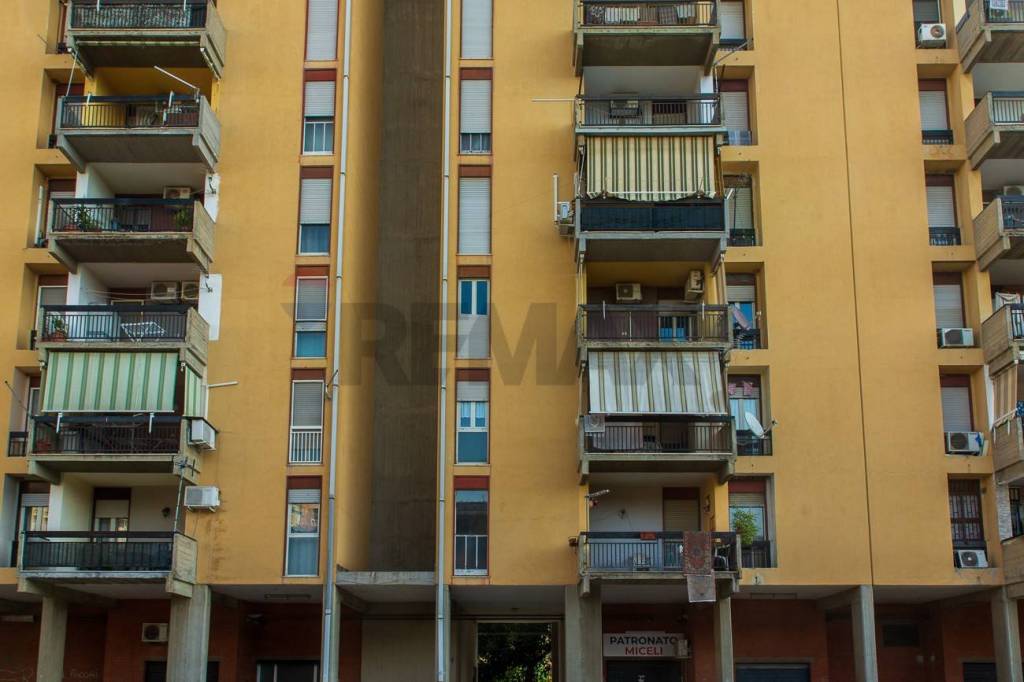 appartamento in vendita a Catania in zona Librino