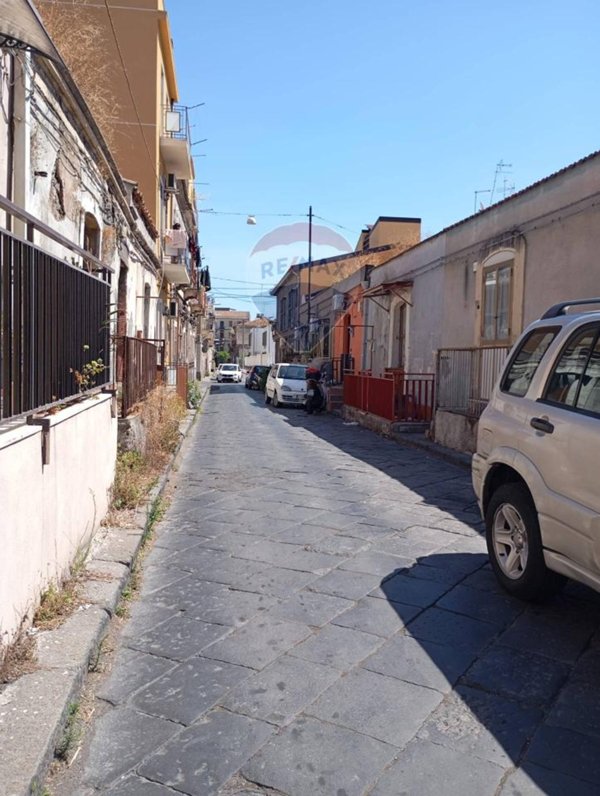 appartamento in vendita a Catania in zona Centro Storico