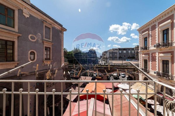 appartamento in vendita a Catania in zona Centro Storico