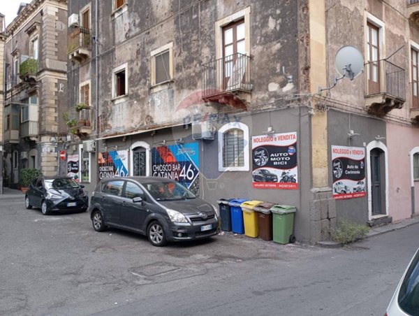 casa indipendente in vendita a Catania in zona Centro Storico