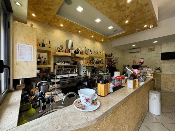 negozio in vendita a Catania in zona Canalicchio