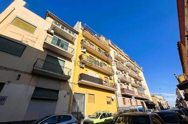 appartamento in vendita a Catania in zona Picanello