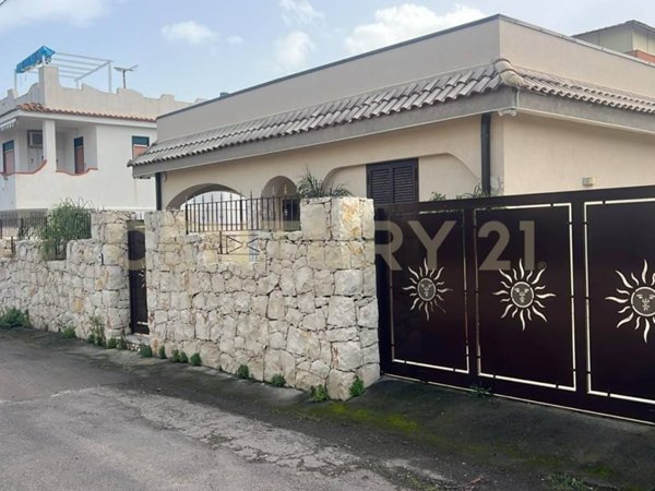 casa indipendente in vendita a Catania in zona San Giuseppe la Rena