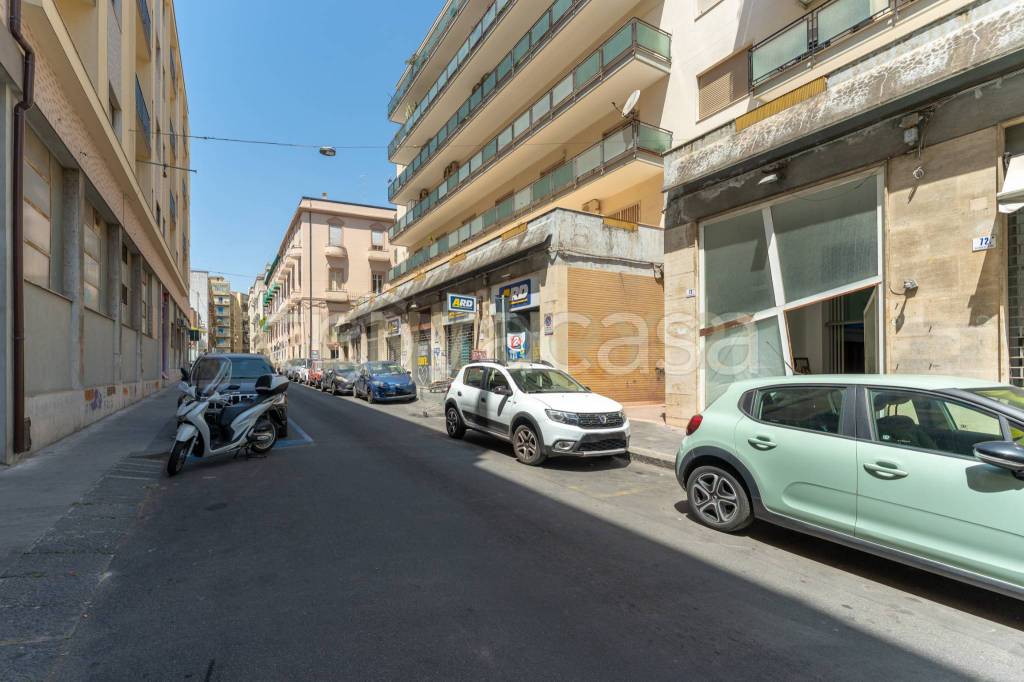 locale commerciale in vendita a Catania in zona Picanello