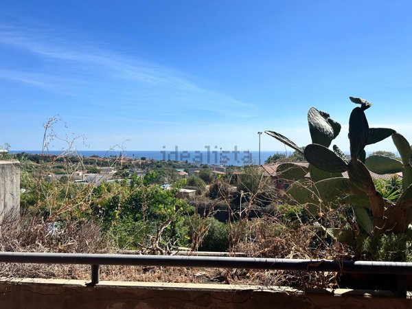 appartamento in vendita a Catania in zona Ognina