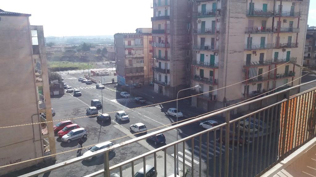 appartamento in vendita a Catania in zona Villaggio Sant'Agata