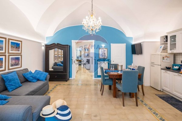 casa indipendente in vendita a Catania in zona Centro Storico