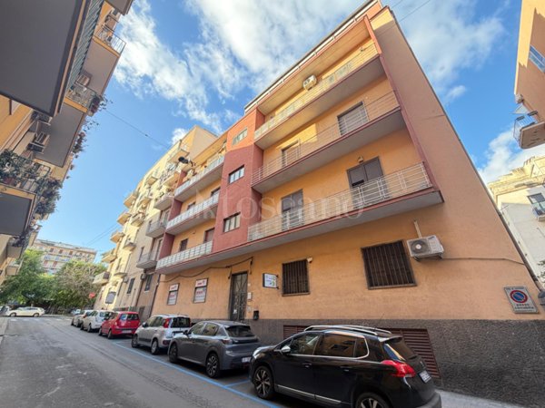 casa indipendente in vendita a Catania