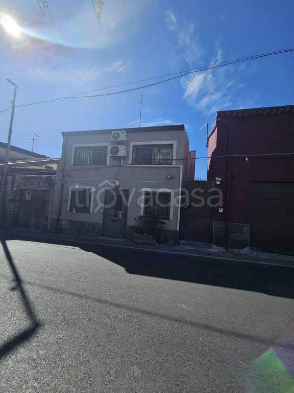 casa indipendente in vendita a Catania in zona Nesima
