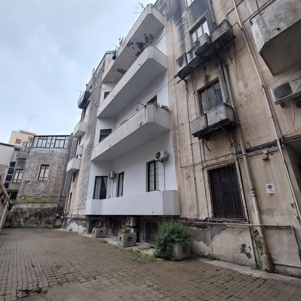appartamento in vendita a Catania in zona Centro Storico