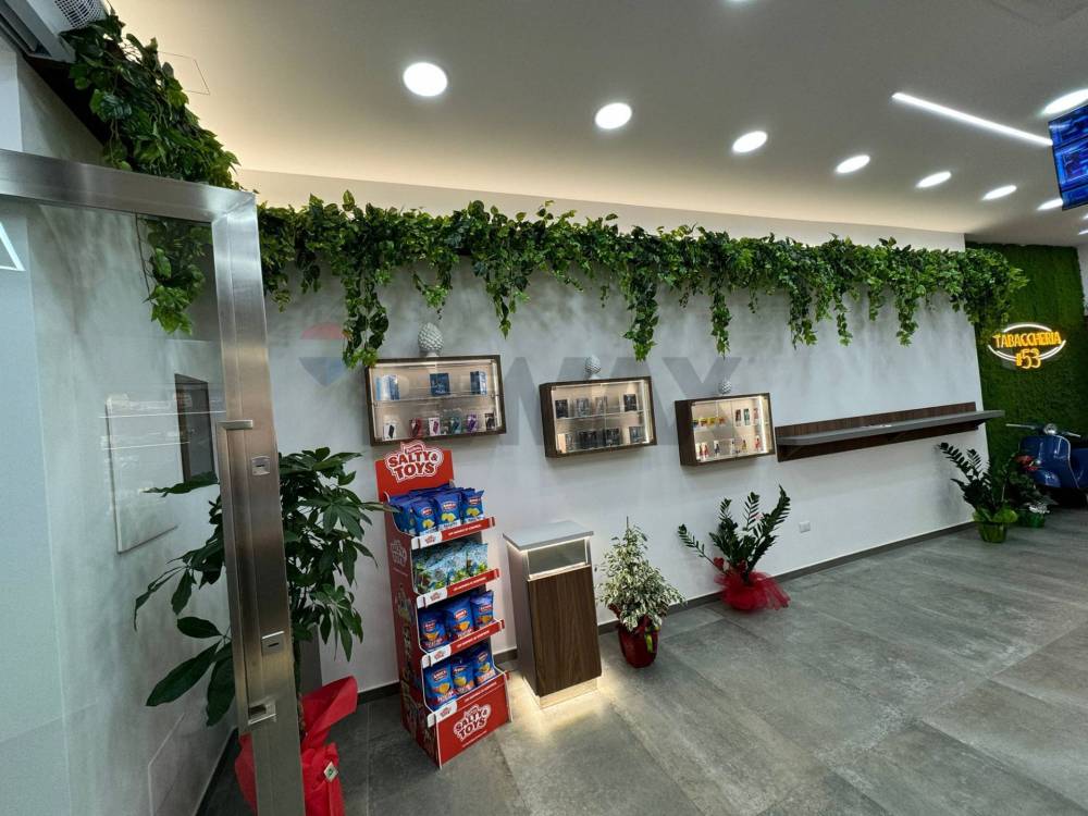 negozio in vendita a Catania in zona Centro Storico