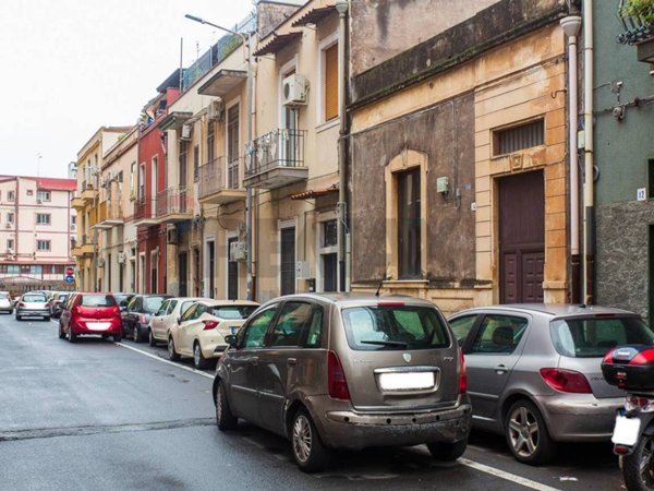 casa indipendente in vendita a Catania in zona Picanello