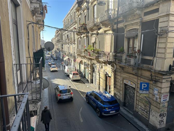 casa indipendente in vendita a Catania in zona Centro Storico