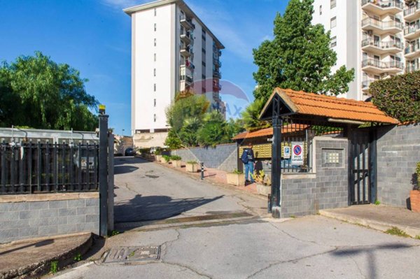 appartamento in vendita a Catania in zona Villaggio Sant'Agata