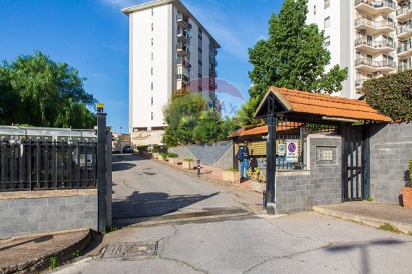 appartamento in vendita a Catania in zona Villaggio Sant'Agata