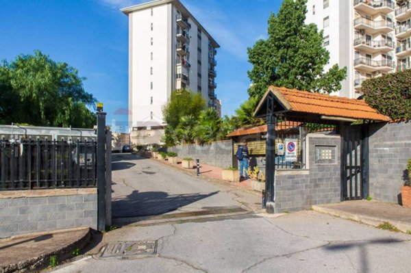 appartamento in vendita a Catania in zona Villaggio Sant'Agata