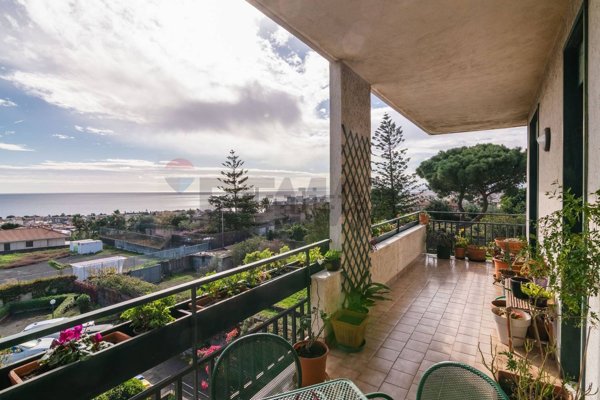 appartamento in vendita a Catania in zona Ognina