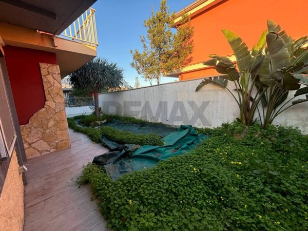 casa indipendente in vendita a Catania