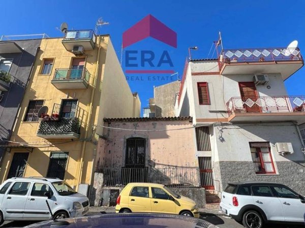 casa indipendente in vendita a Catania in zona Ognina