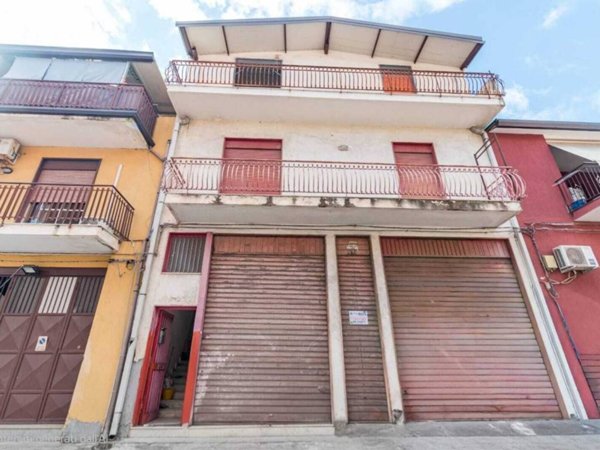 casa indipendente in vendita a Catania in zona Picanello
